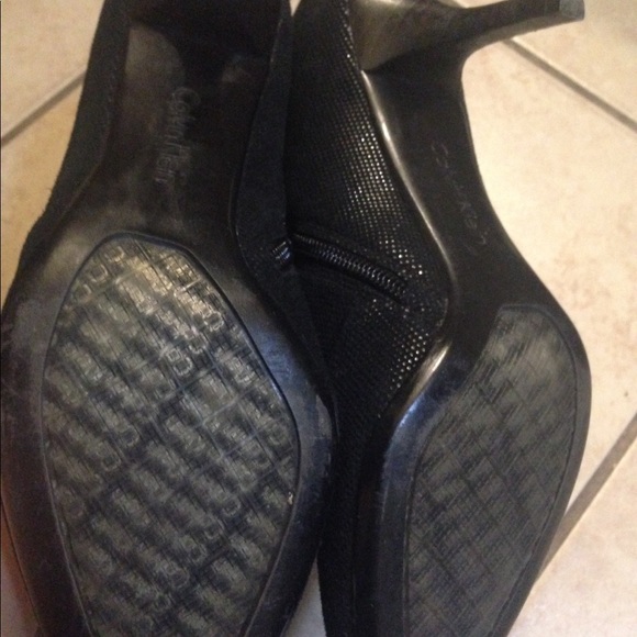Calvin Klein Booties! - Picture 4 of 4